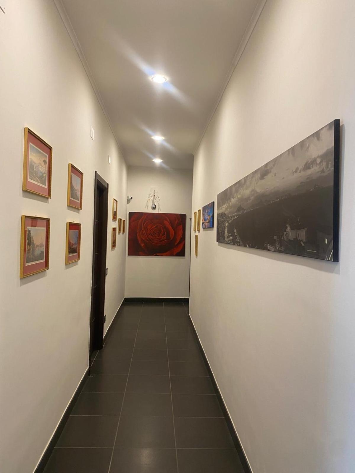 Sofia E La Citta Delle Meraviglie Napoli Esterno foto